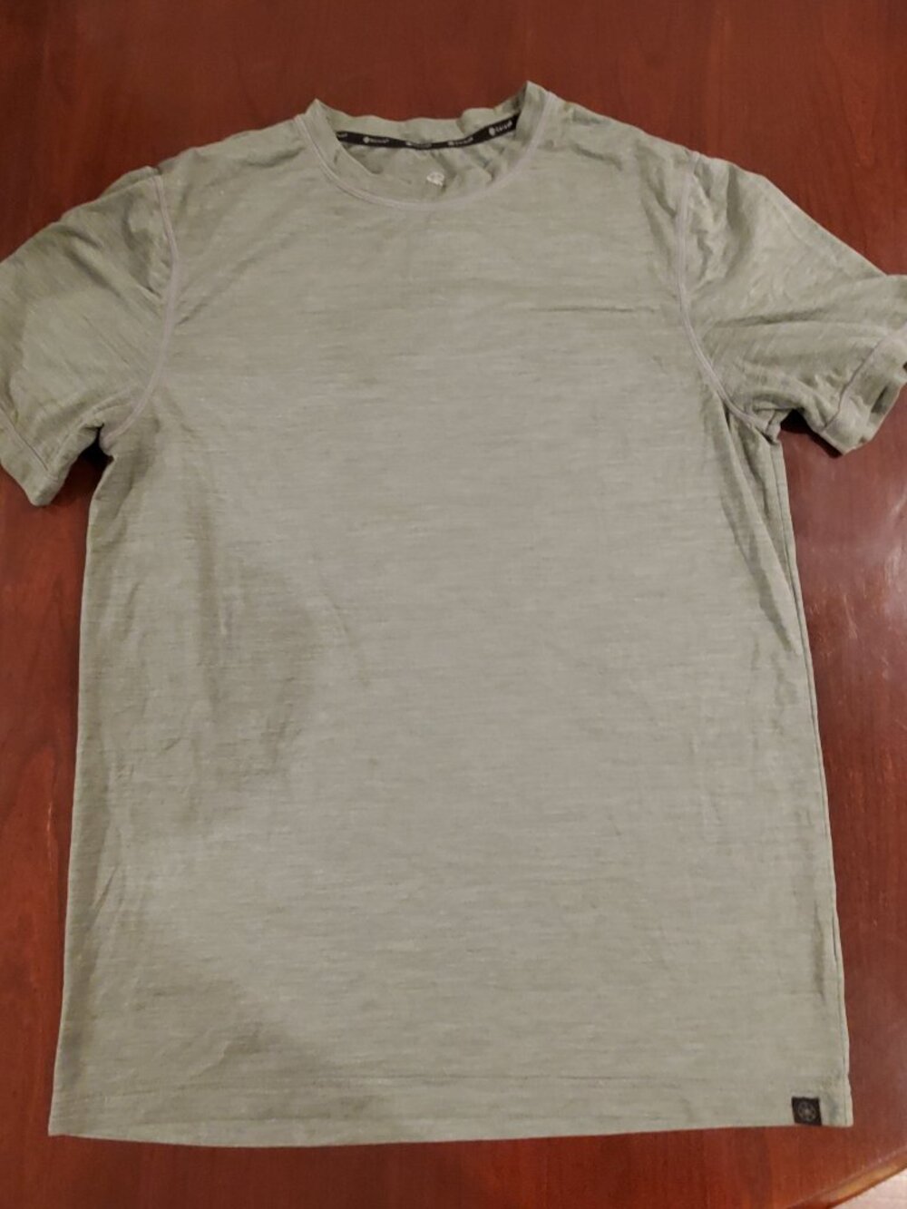 Gaiam Mens M Sage Heathered Green Athletic T-Shirt Short Sleeve Activewear Tee